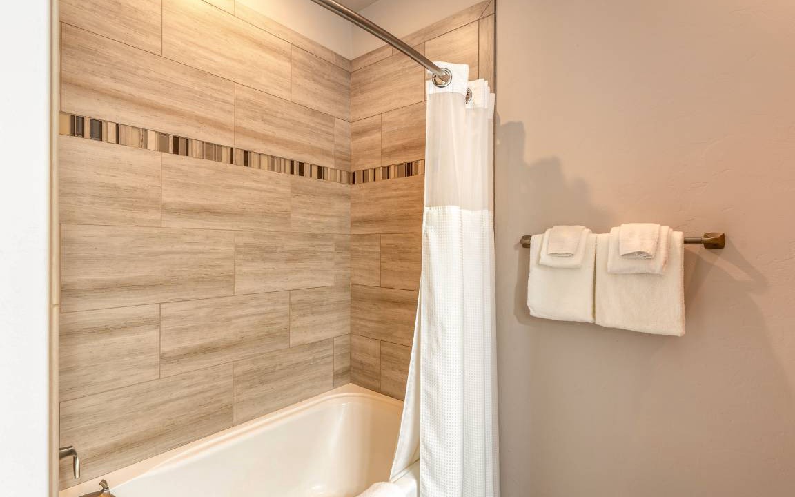 Photo of Bathroom in Lakeside