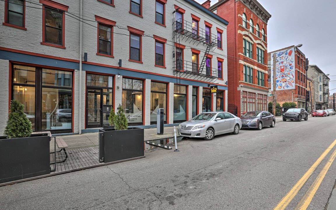 Photo of Others in Over-the-Rhine