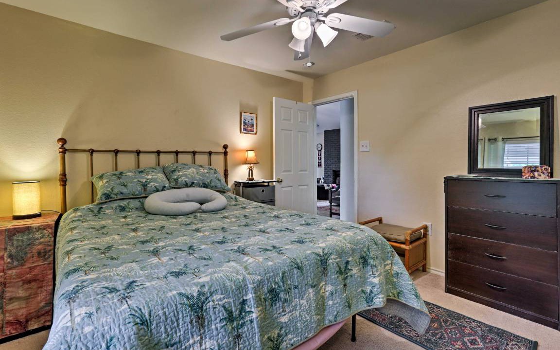Photo of Bedroom in McQueeney