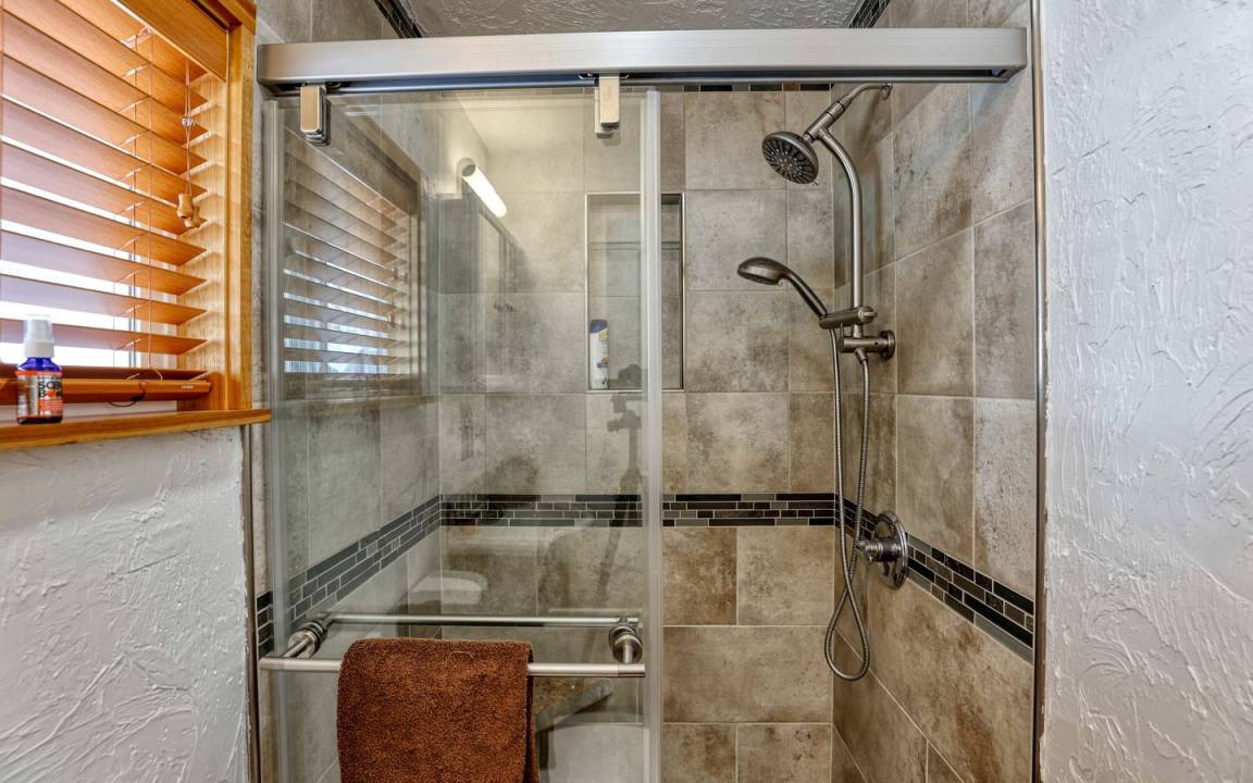 Photo of Bathroom in Saddlestring