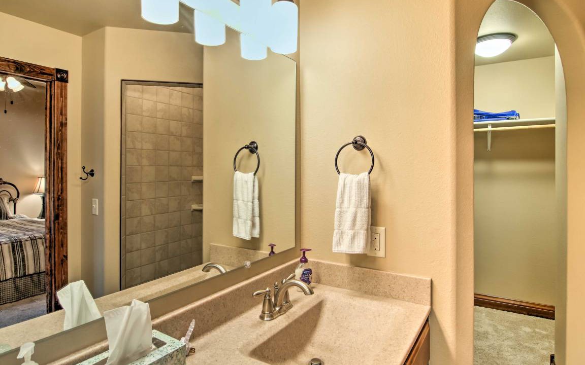 Photo of Bathroom in Deadwood
