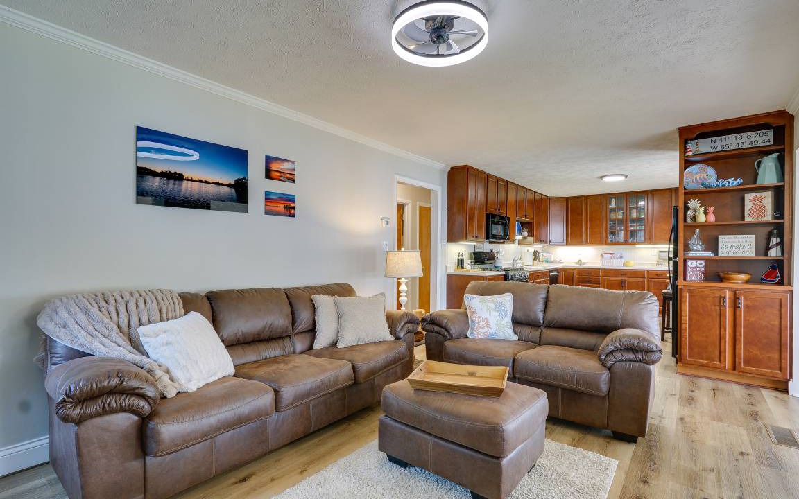 Photo of Livingroom in Leesburg
