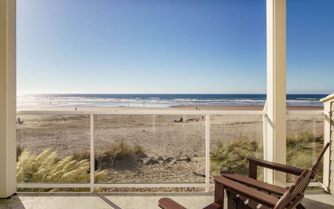 Photo of Patio Balcony in Rockaway Beach