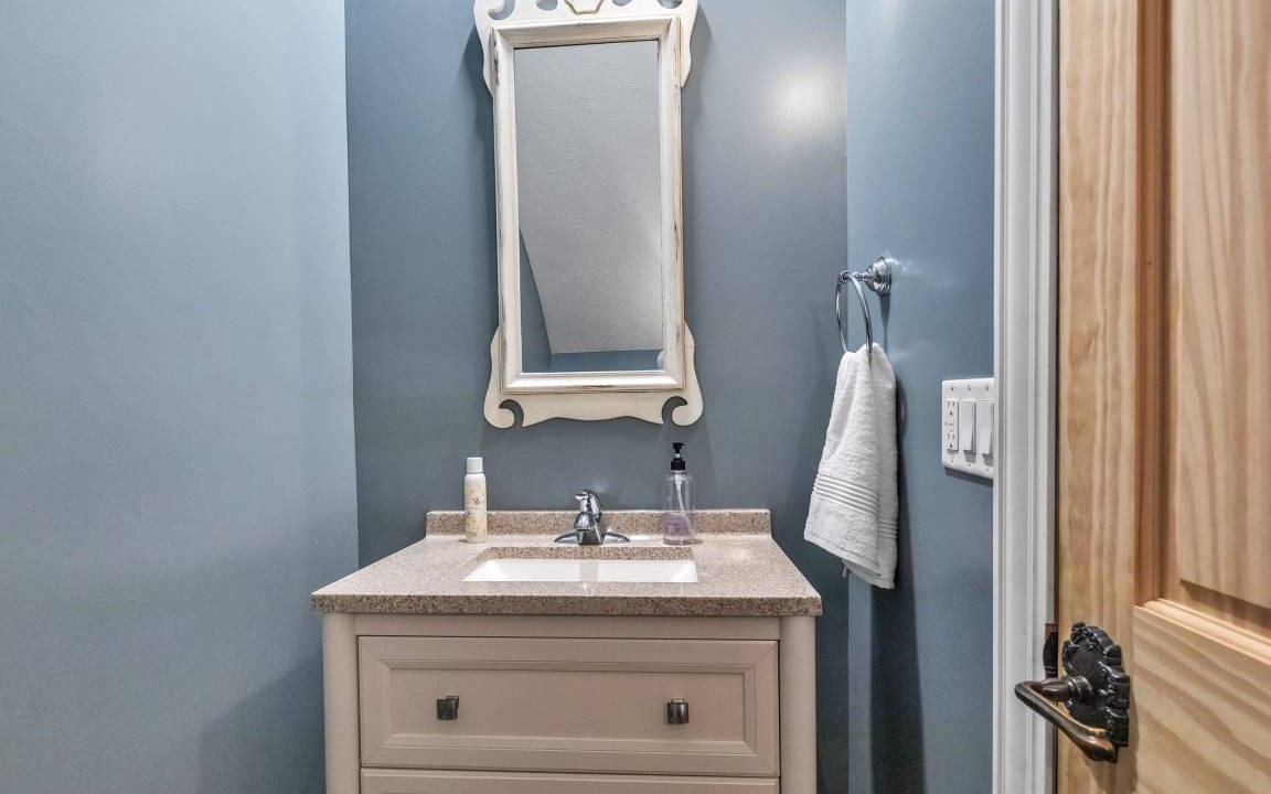 Photo of Bathroom in Lapel