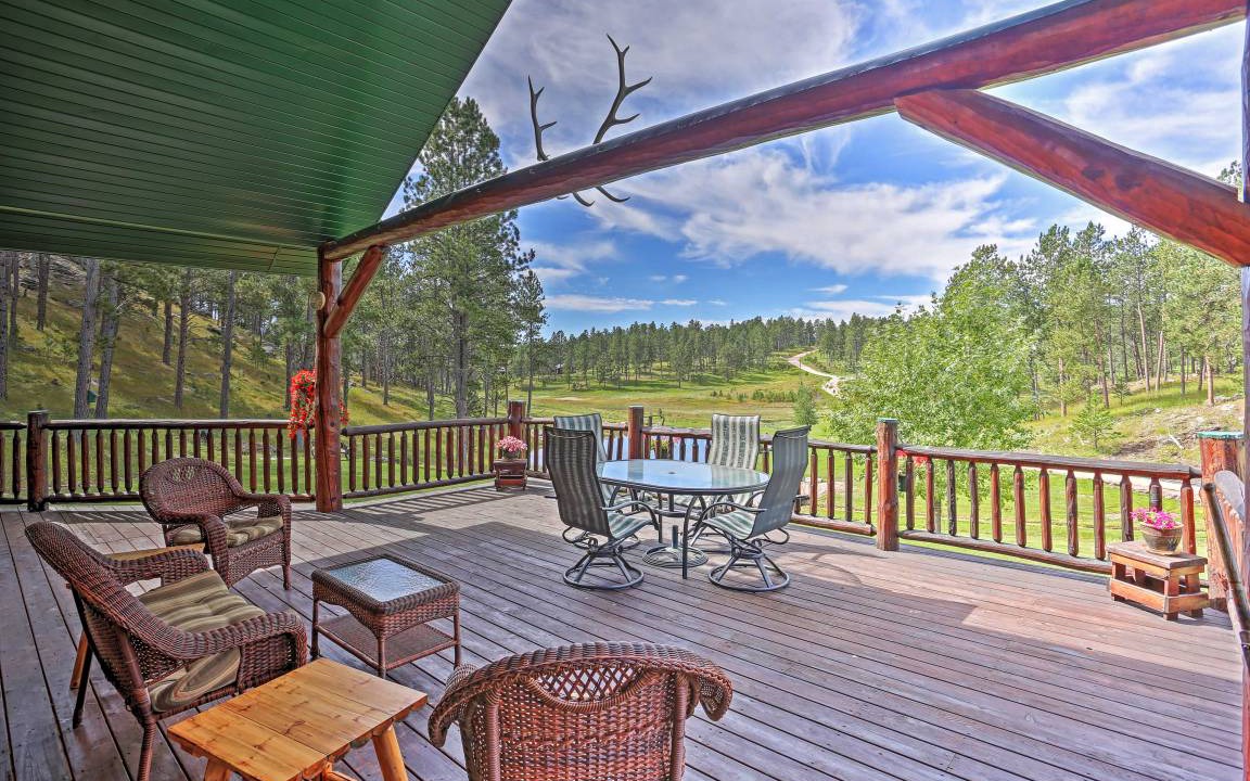 Photo of Patio Balcony in Custer