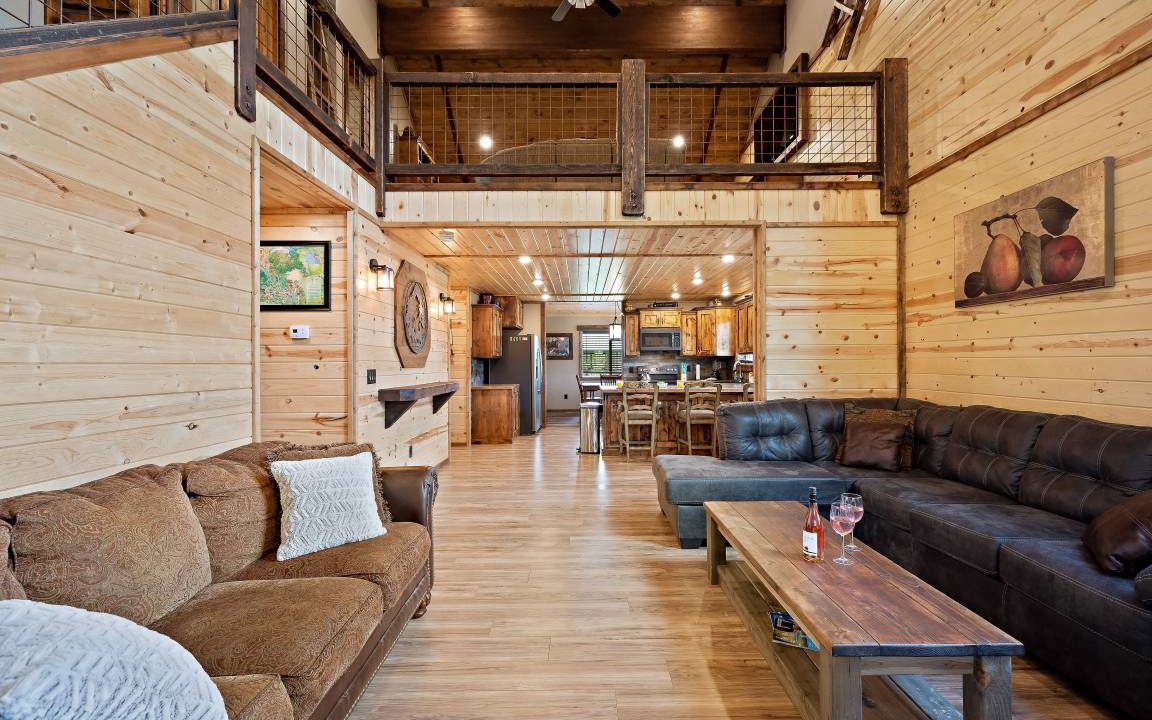 Photo of Livingroom in Island Park