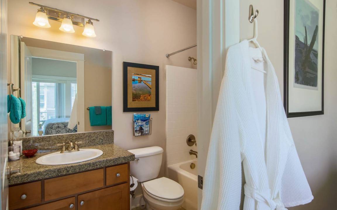 Photo of Bathroom in Rockaway Beach