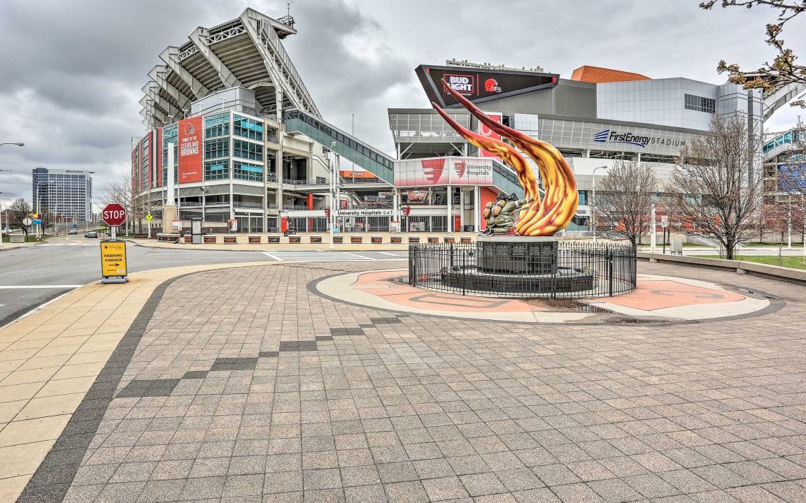 Photo of Others in Downtown Cleveland
