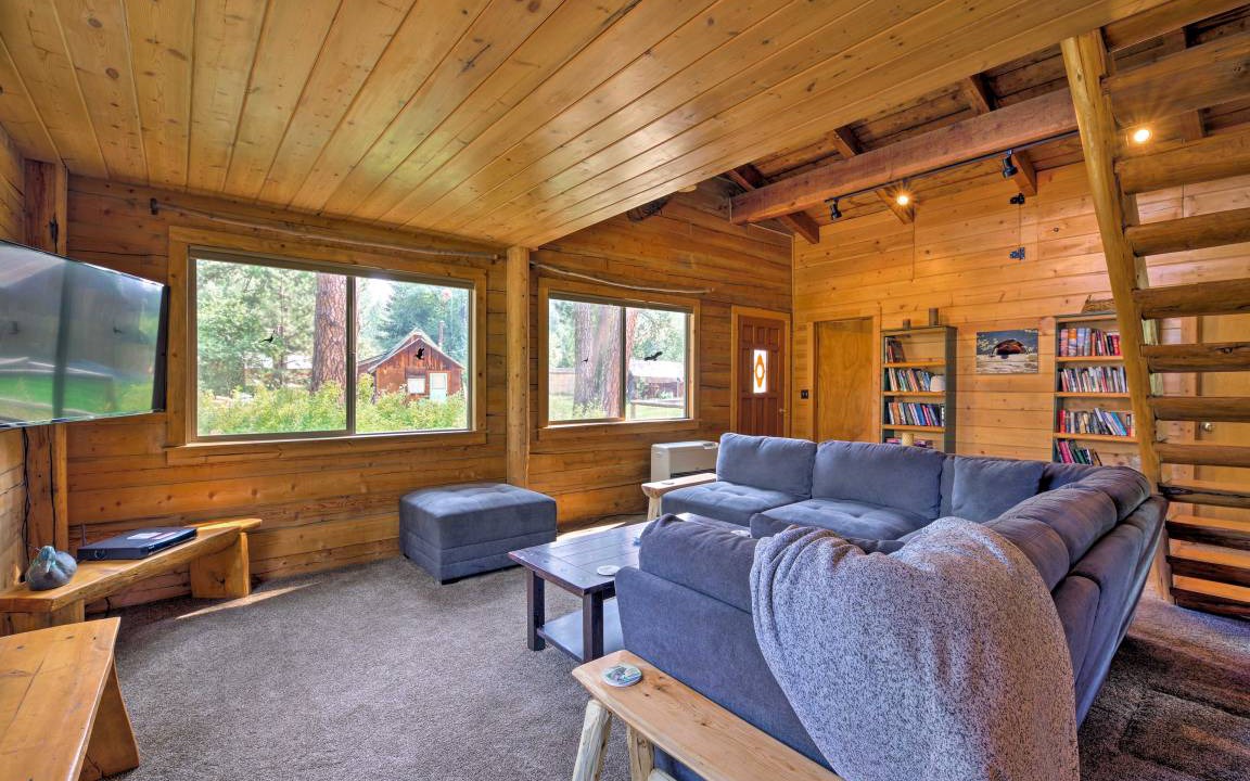 Photo of Livingroom in New Meadows