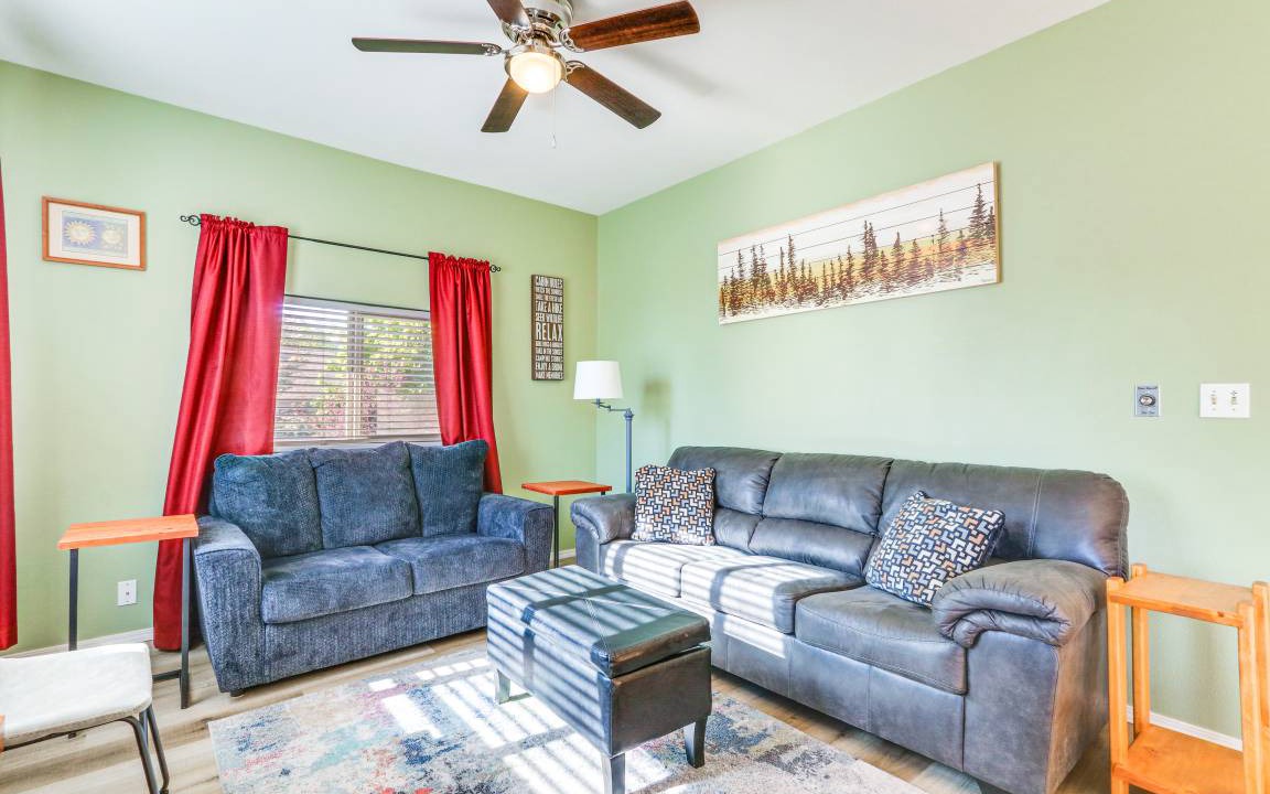 Photo of Livingroom in Harrison