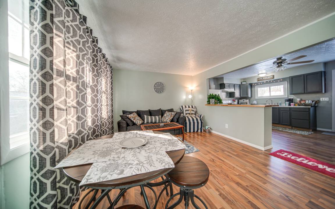 Photo of Livingroom in Ashtabula