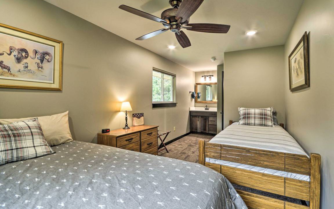 Photo of Bedroom in McLeod