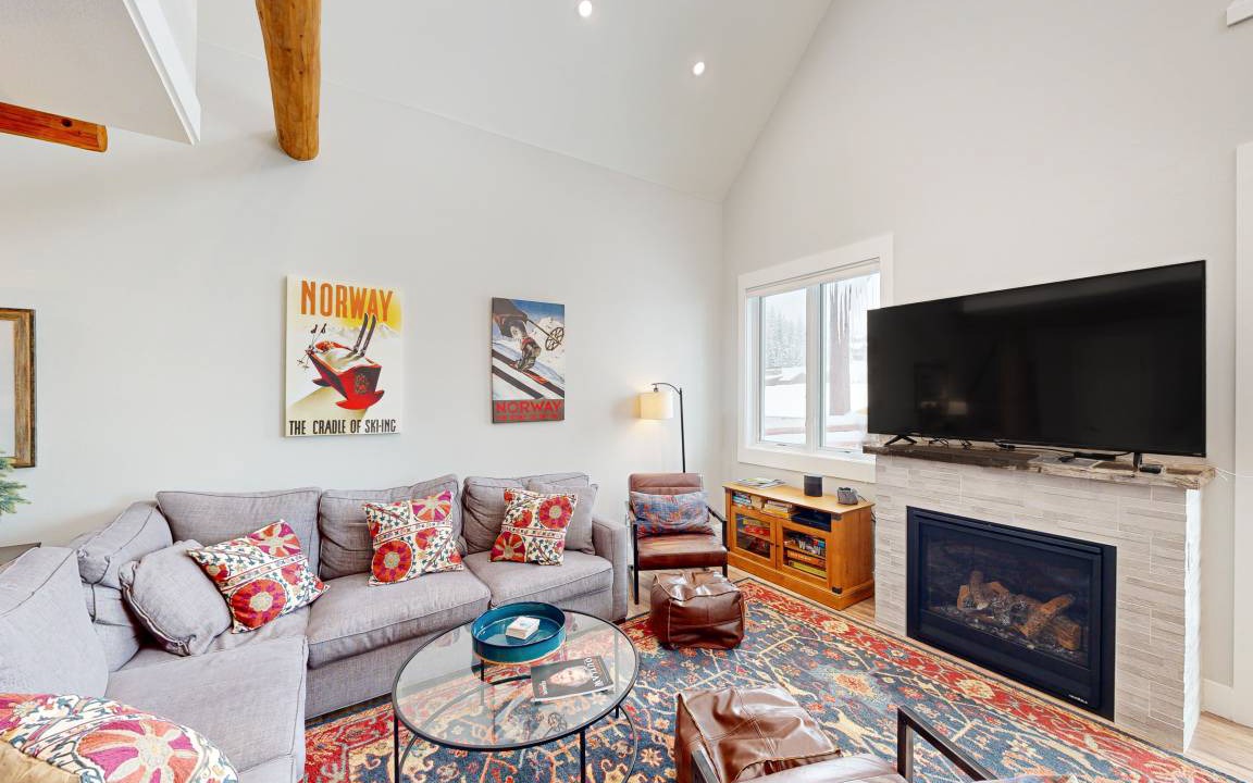 Photo of Livingroom in Saddle Ridge