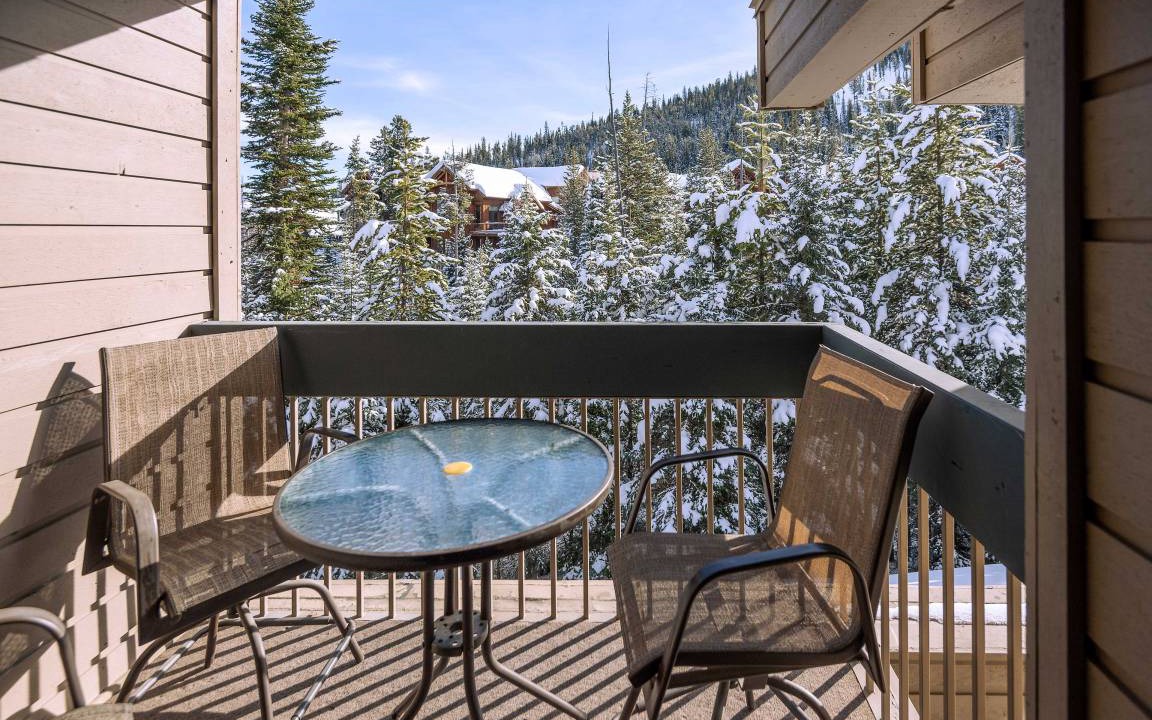 Photo of Patio Balcony in Big Sky