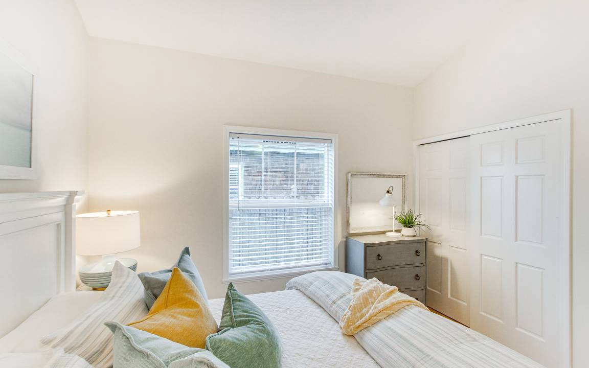 Photo of Bedroom in Pacific Beach