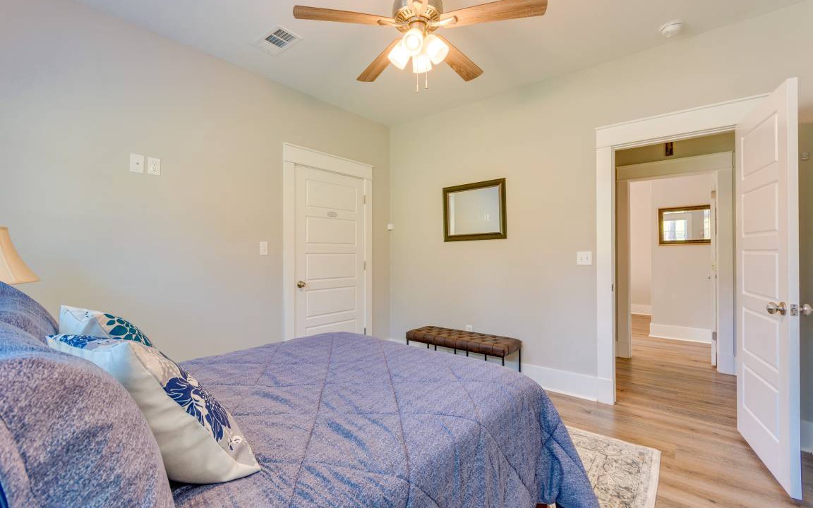 Photo of Bedroom in Russellville
