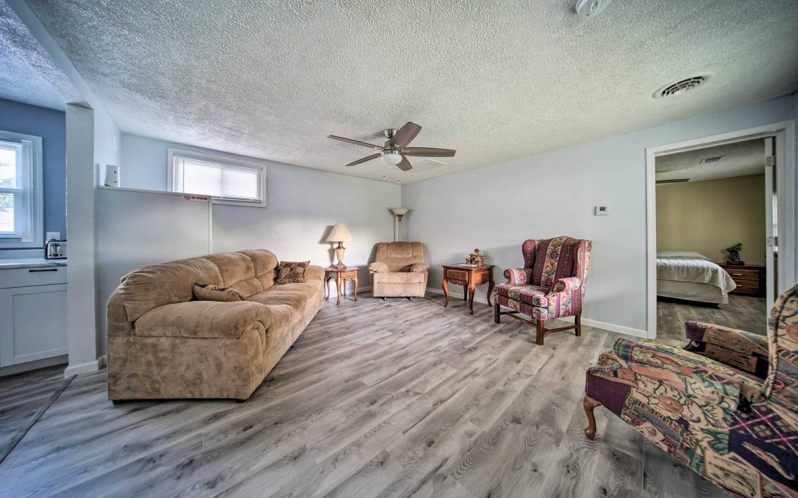 Photo of Livingroom in Geneva-on-the-Lake