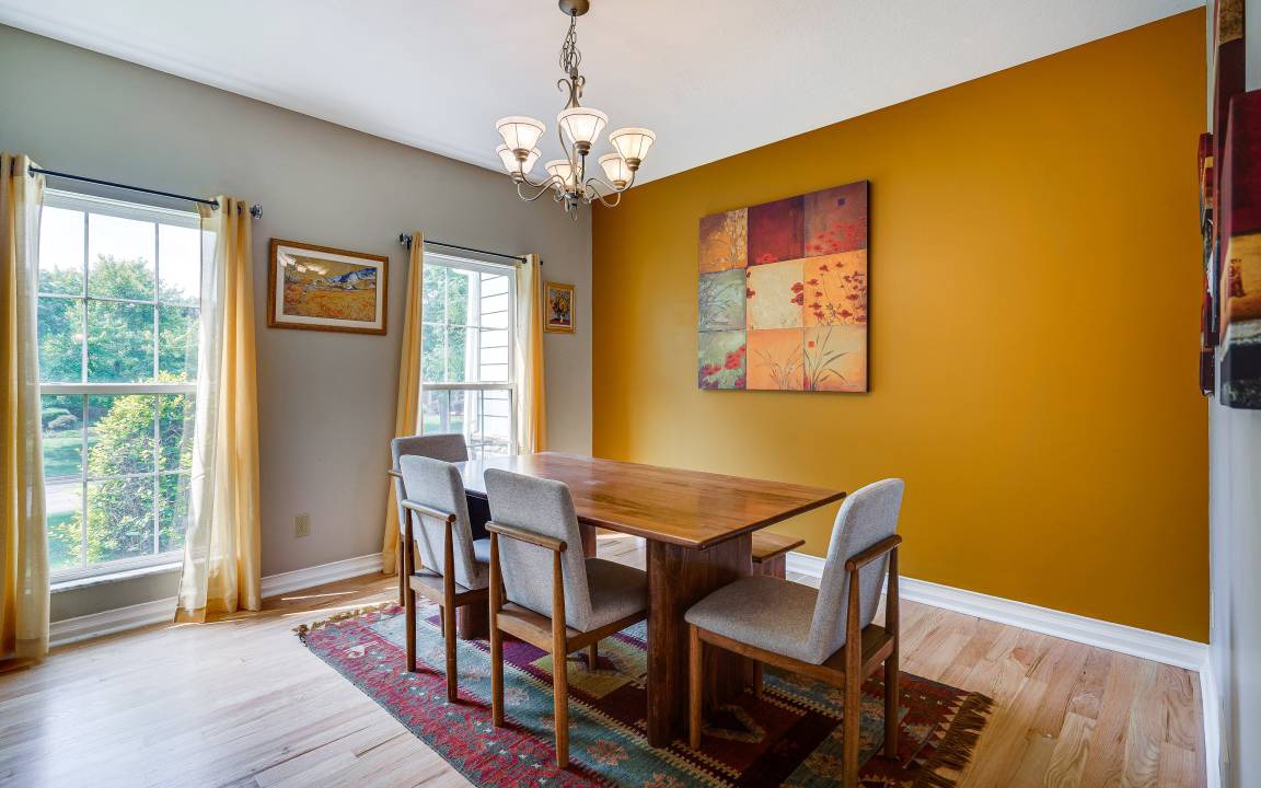 Photo of Livingroom in Lewis Center