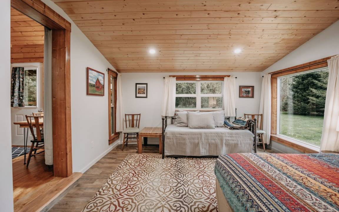 Photo of Bedroom in Maple Falls