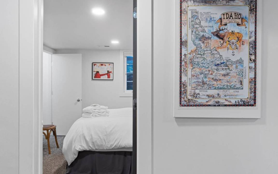 Photo of Bedroom in Collister