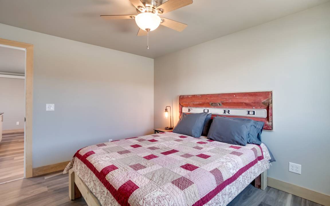 Photo of Bedroom in Saratoga
