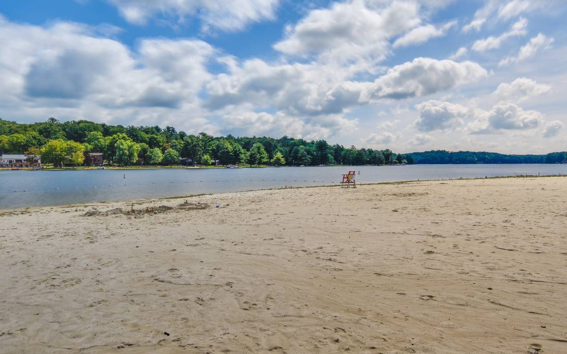 Photo of Others in Treasure Lake
