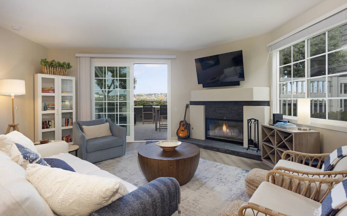 Photo of Livingroom in Del Mar