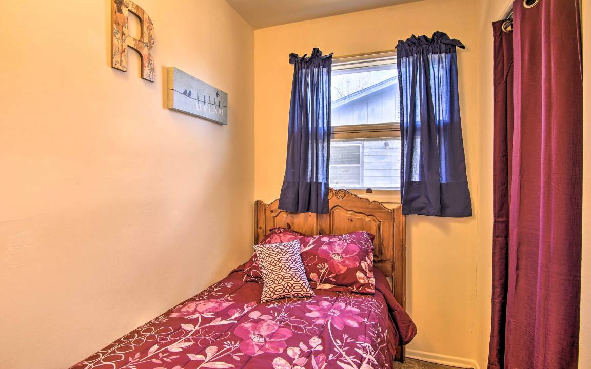 Photo of Bedroom in Bartlesville