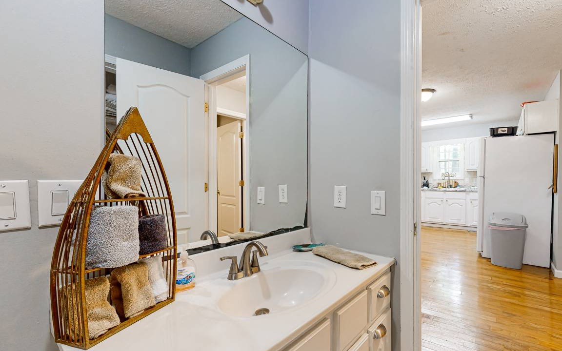 Photo of Bathroom in Iuka