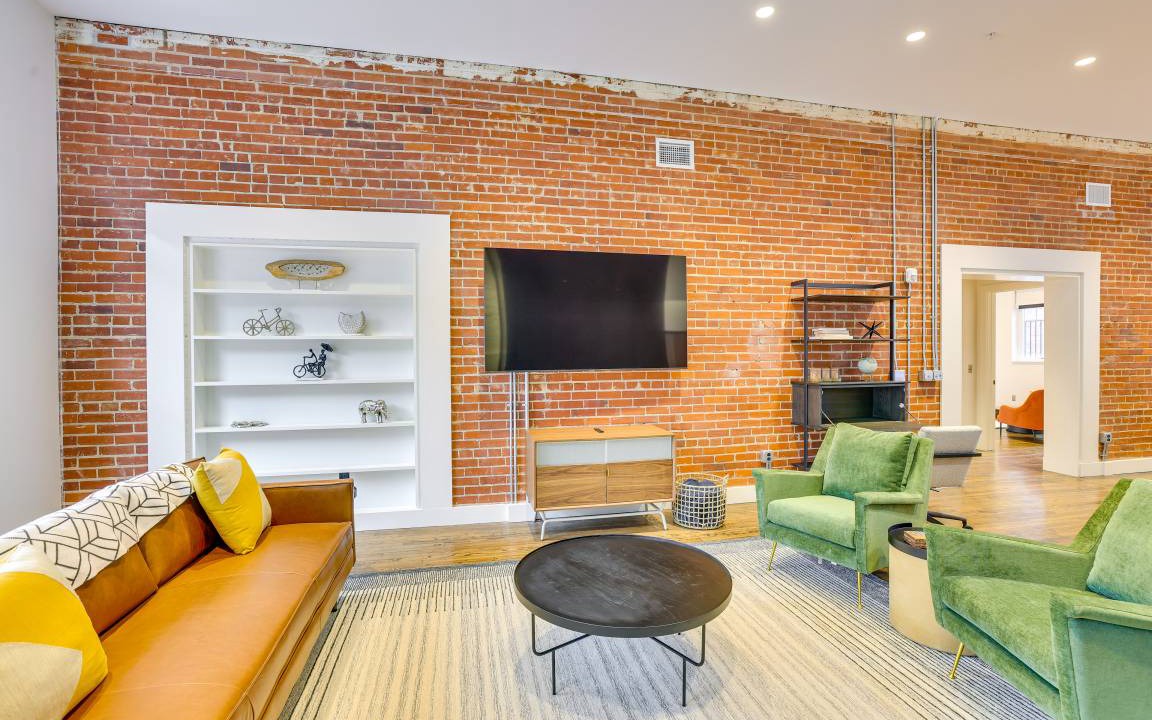 Photo of Livingroom in Downtown Omaha