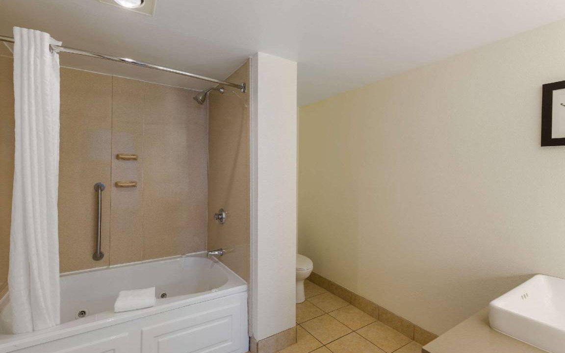 Photo of Bathroom in Findlay