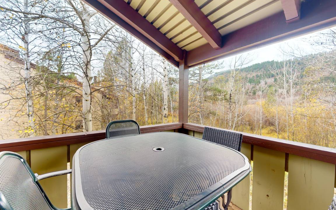 Photo of Patio Balcony in Moose Wilson Road