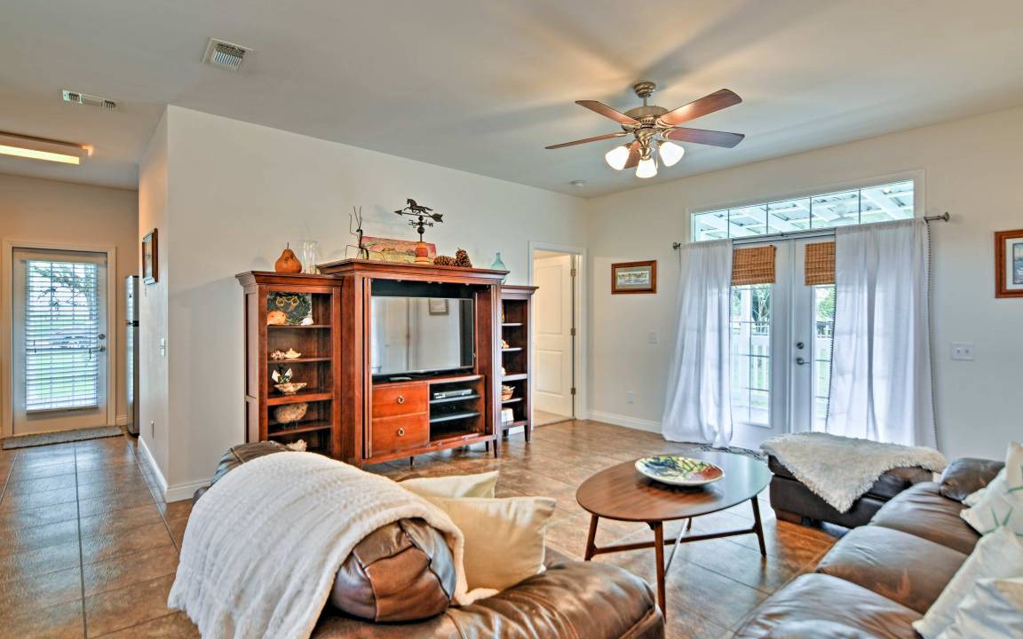 Photo of Livingroom in Pass Christian