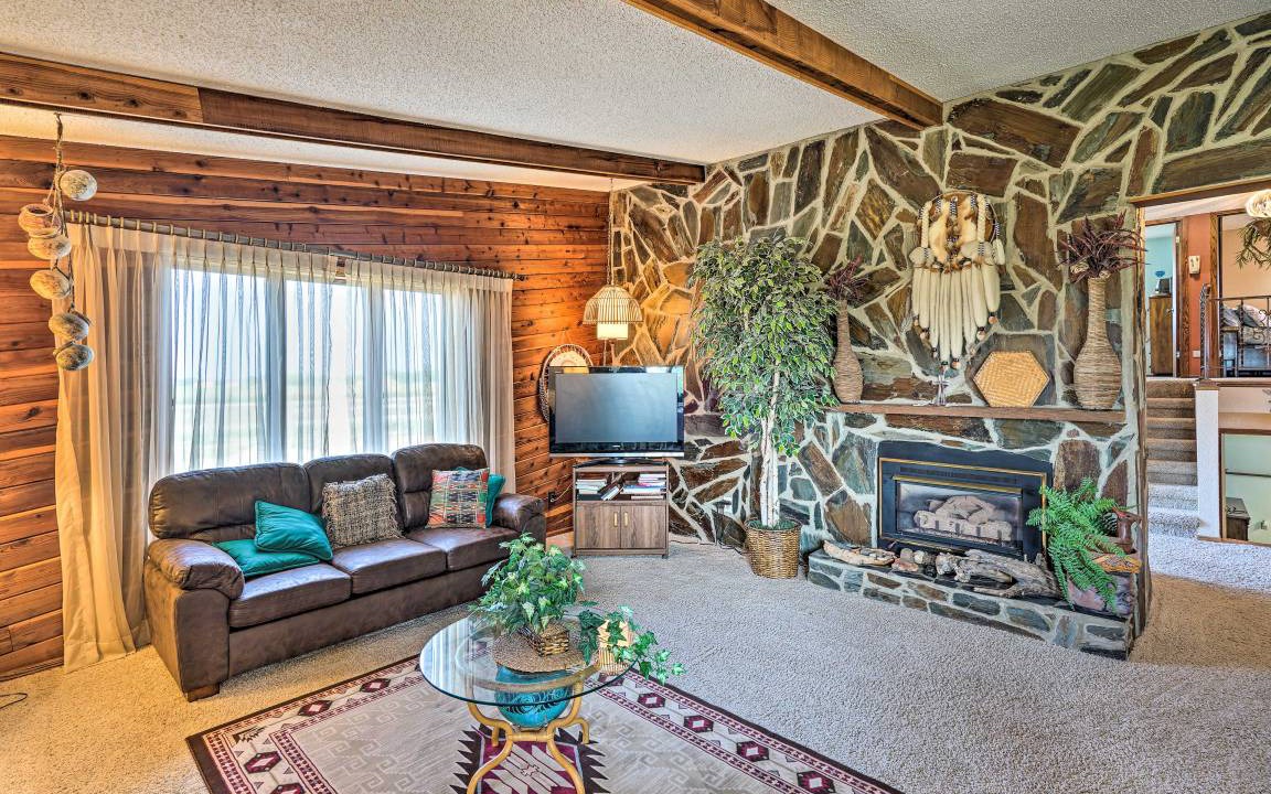 Photo of Livingroom in Mercer County