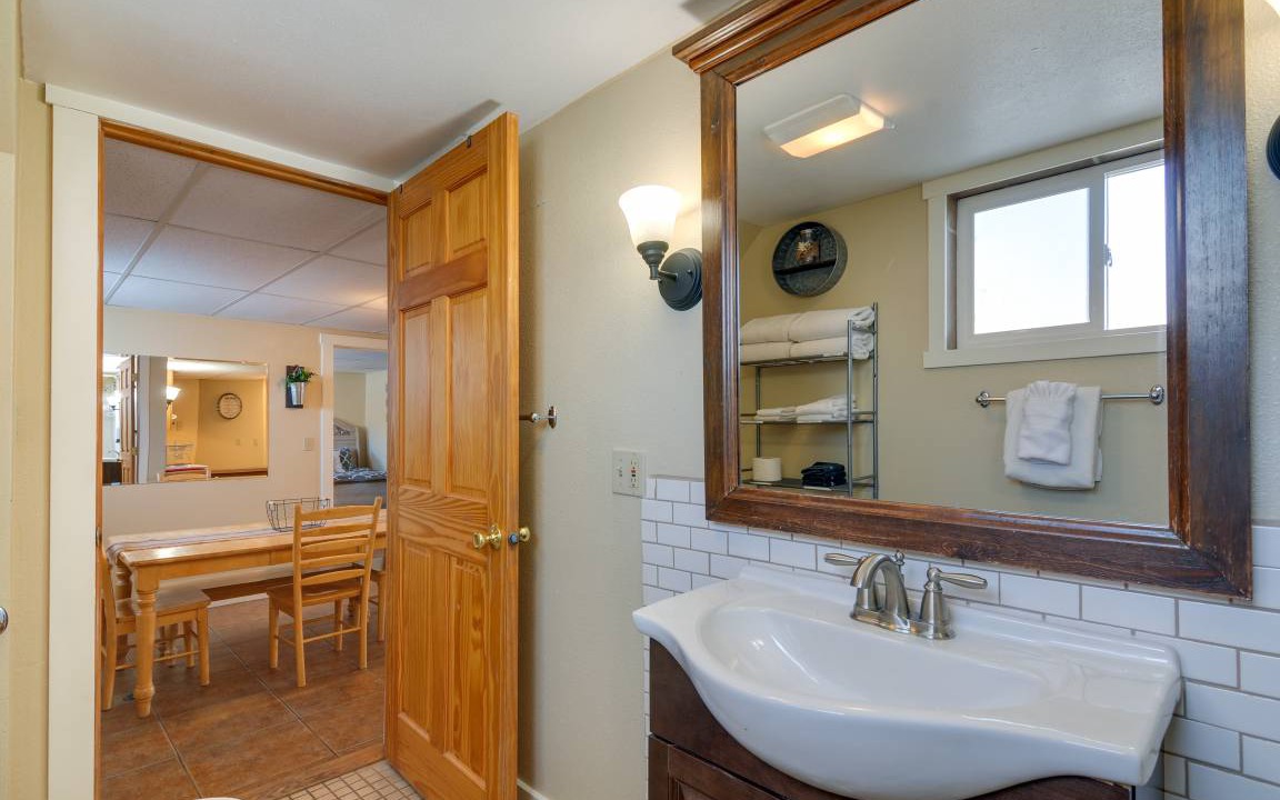 Photo of Bathroom in Cannonville