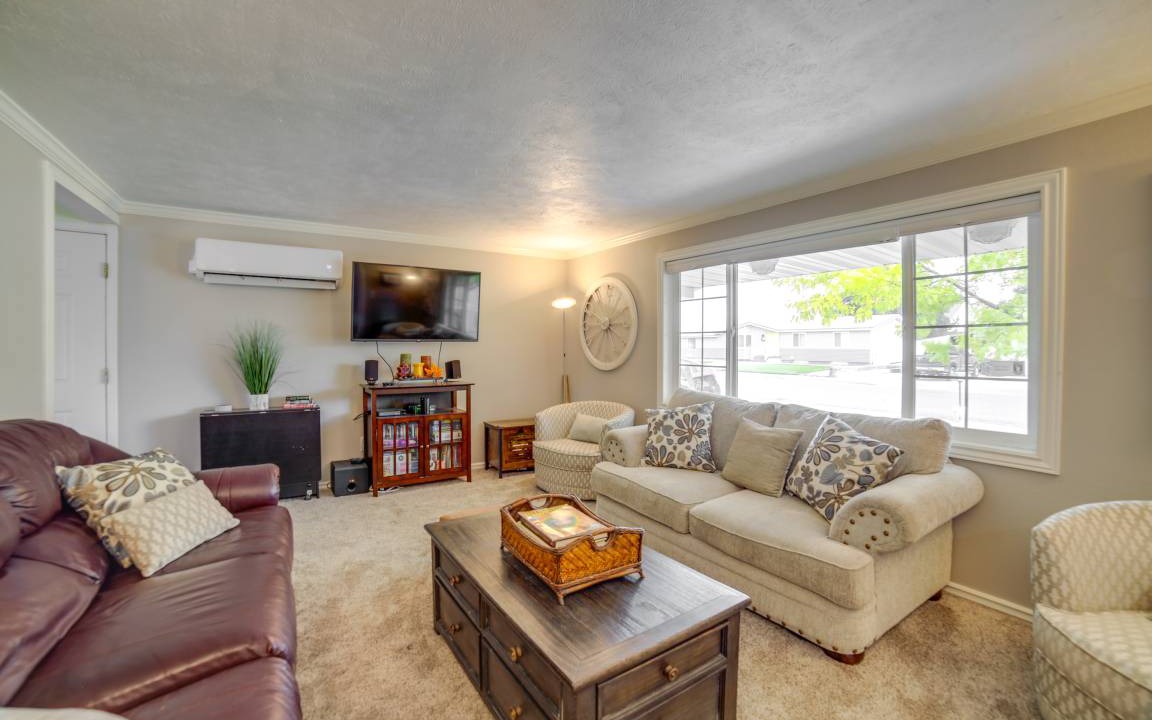 Photo of Livingroom in Idaho Falls