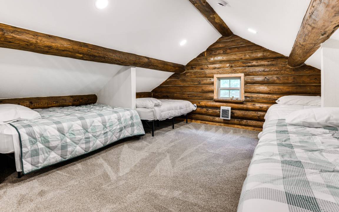 Photo of Bedroom in Beaverhead County