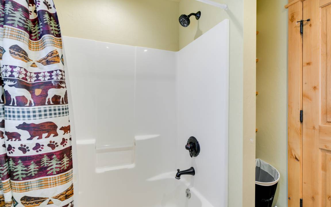 Photo of Bathroom in Alder