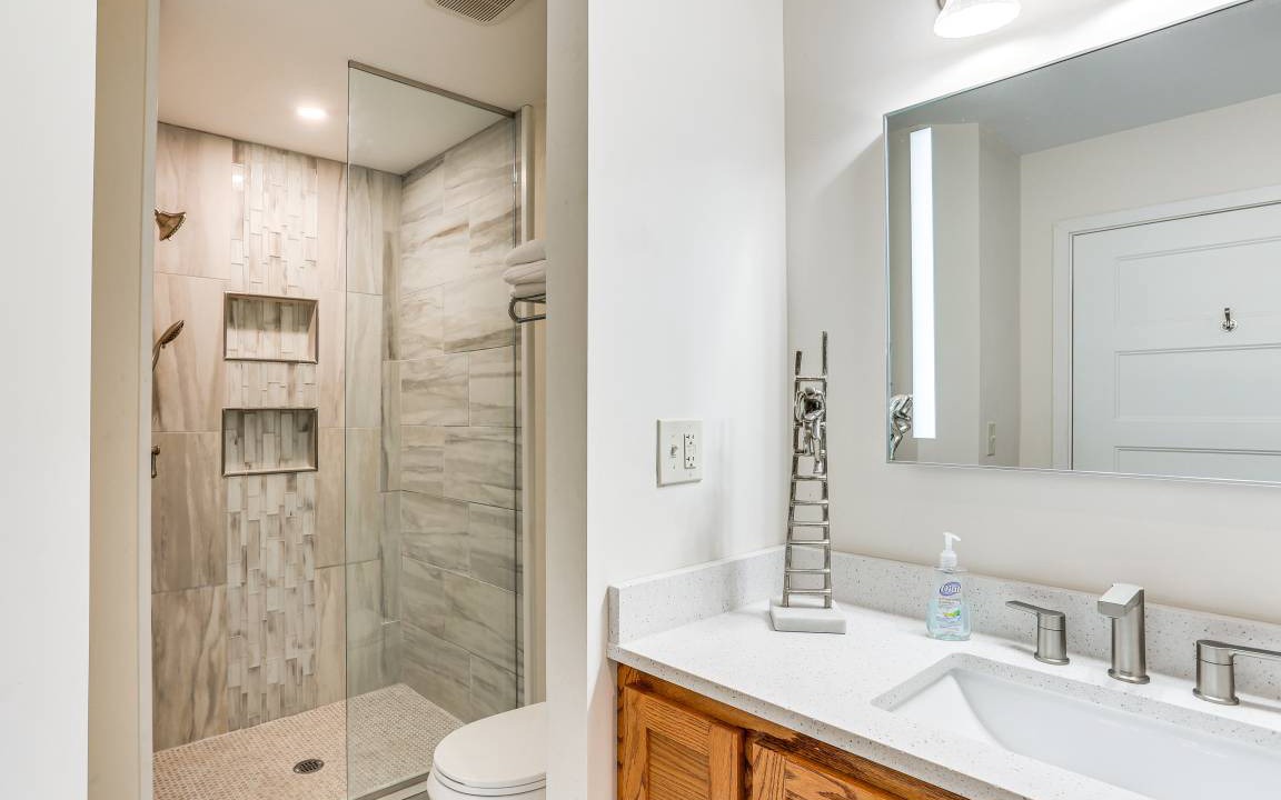 Photo of Bathroom in Counce