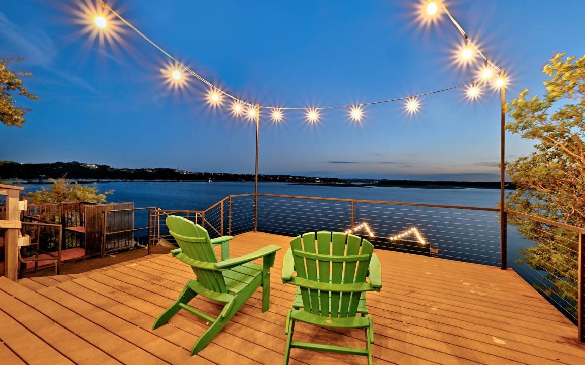 Photo of Patio Balcony in Eck Lane on the Lake