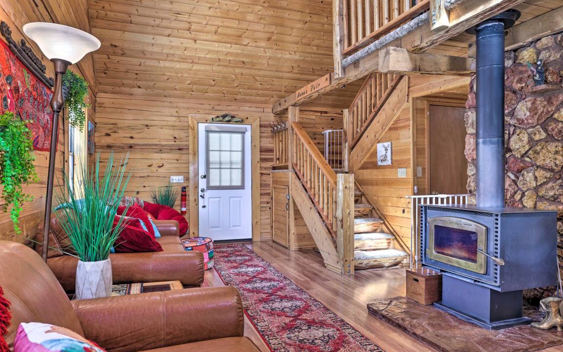 Photo of Livingroom in Meadow View Heights
