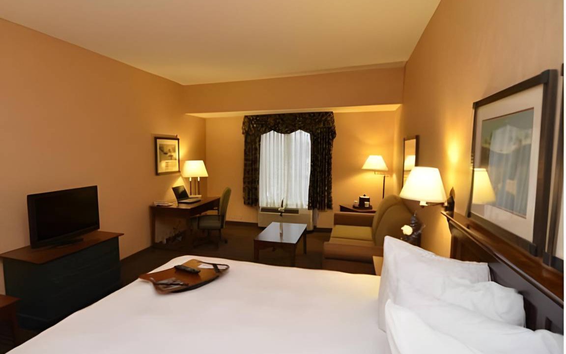Photo of Bedroom in State College