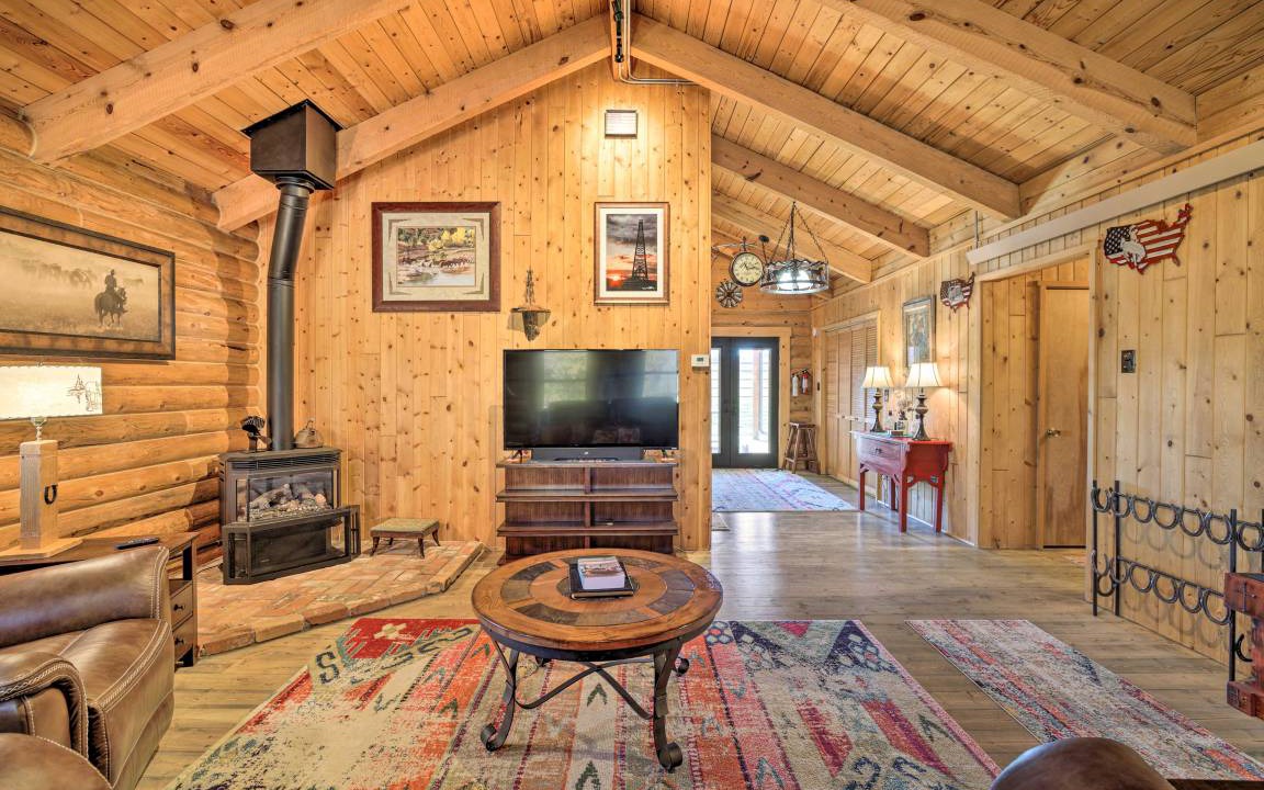 Photo of Livingroom in Glendo