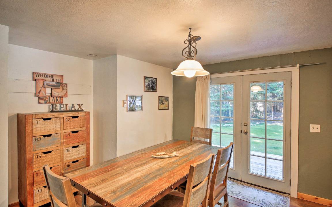 Photo of Livingroom in Priest River