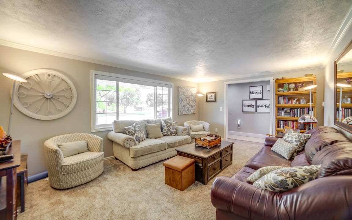 Photo of Livingroom in Idaho Falls