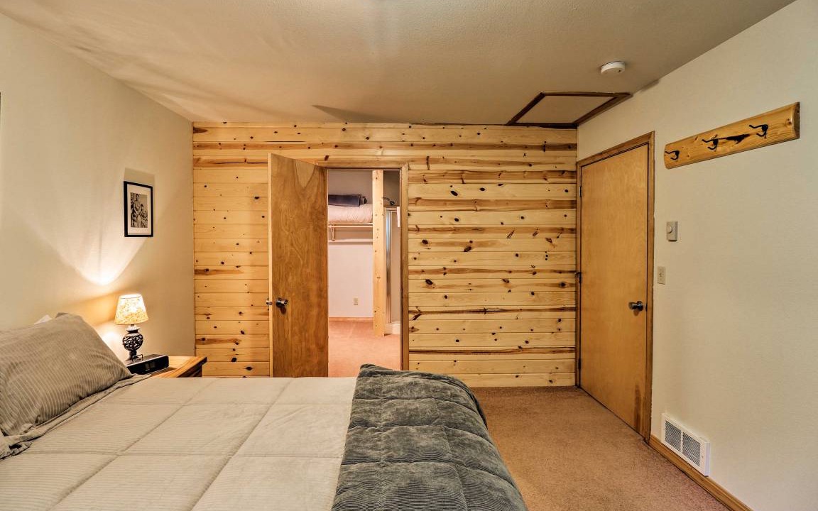 Photo of Bedroom in Trego