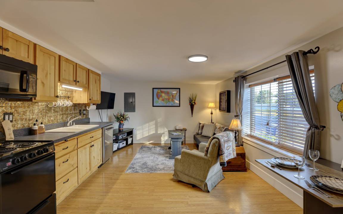 Photo of Livingroom in Sheridan