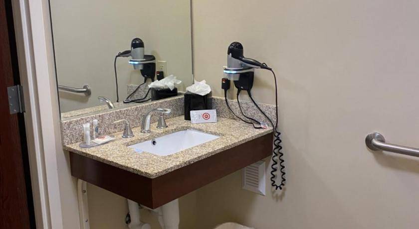 Photo of Bathroom in Cheyenne