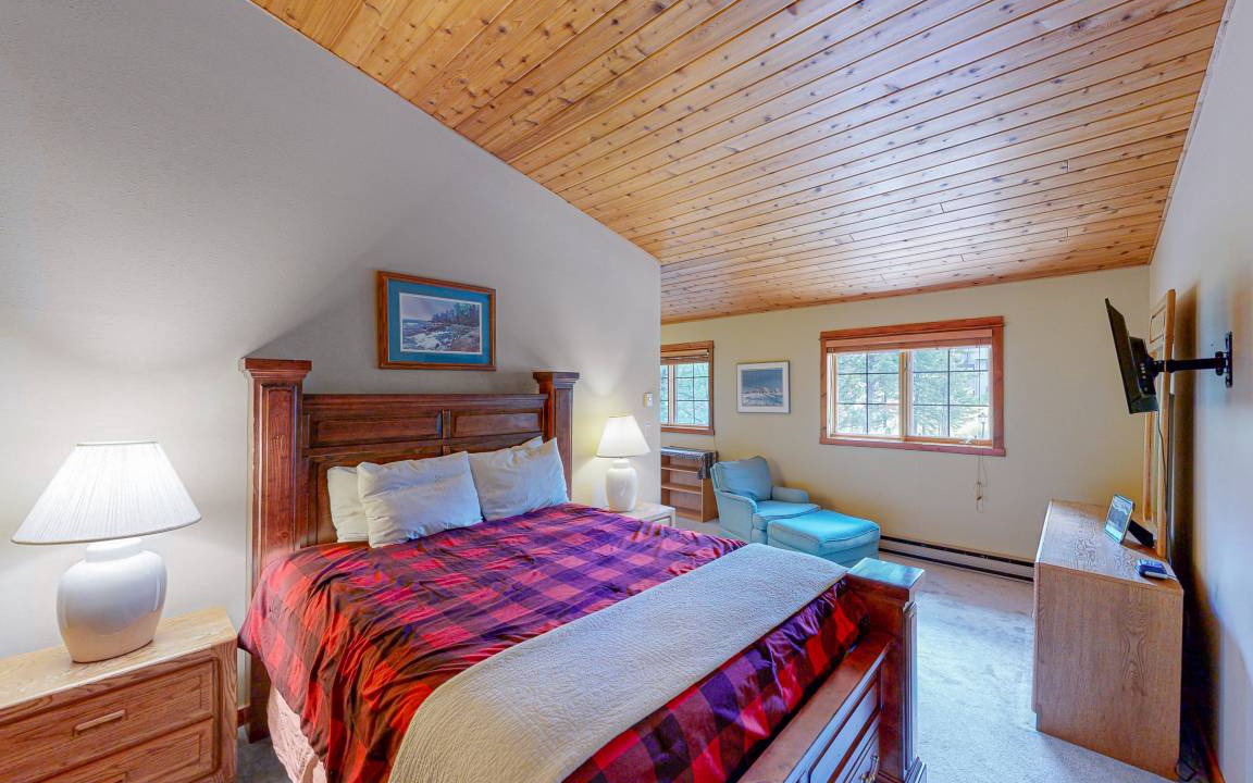 Photo of Bedroom in Big Sky