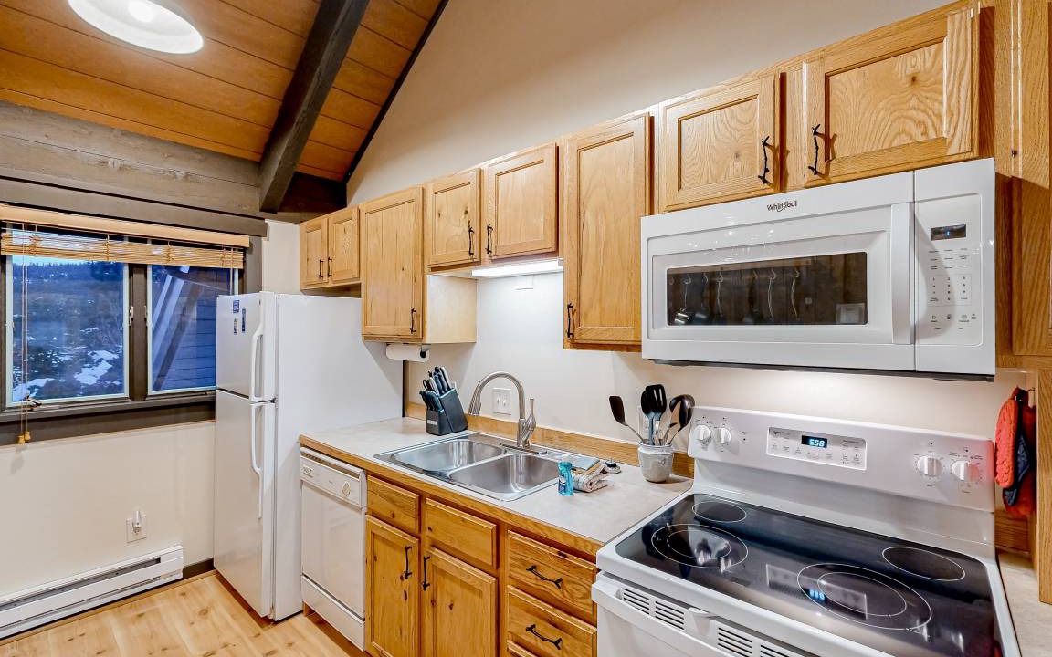 Photo of Kitchen in Big Sky Meadow Village